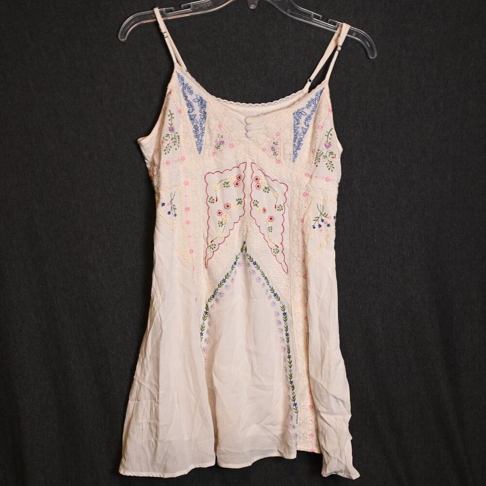 NEW Urban Outfitters Women's S Skylar Embroidered Slip Dress Floral NWT